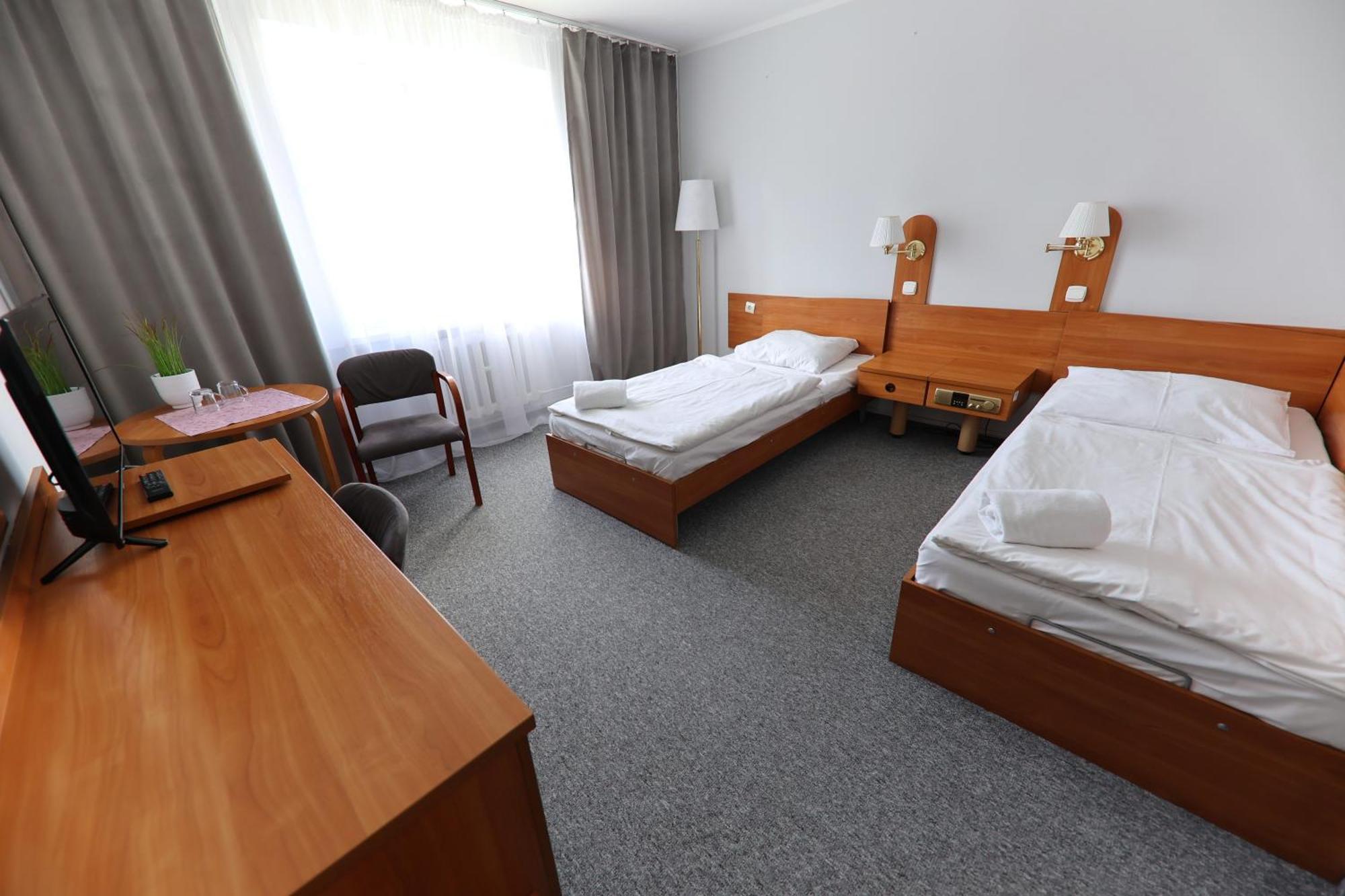 Agro Obiekt Hotelowy Breslavia Esterno foto