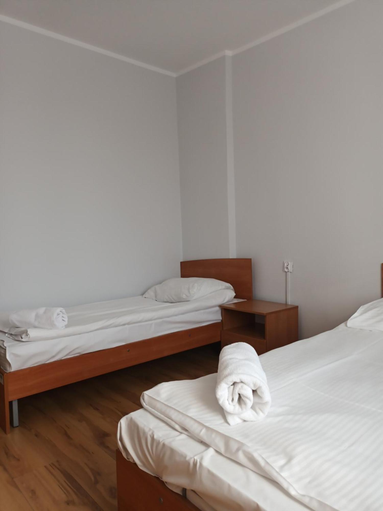 Agro Obiekt Hotelowy Breslavia Esterno foto
